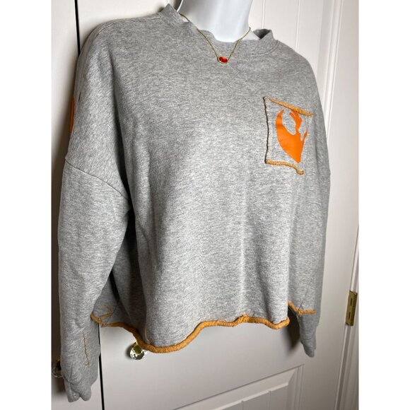 Her Universe Star Wars: The Rise Of Skywalker Resistance Raw-Edge, Small - Picture 2 of 8